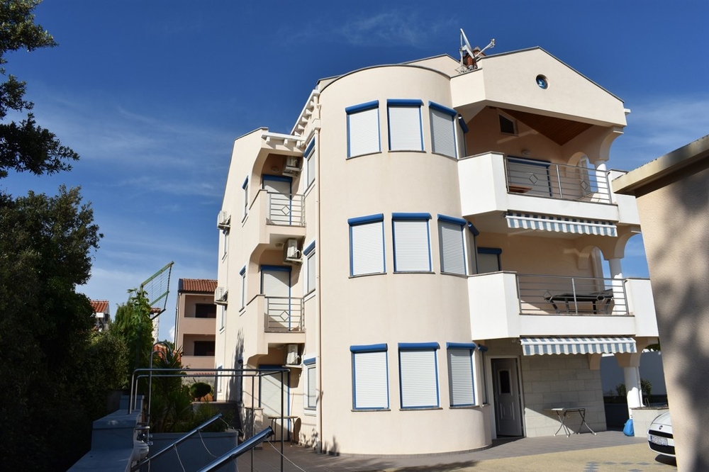 Vásároljon több lakásos házat Horvátországban - Panorama Scouting GmbH.