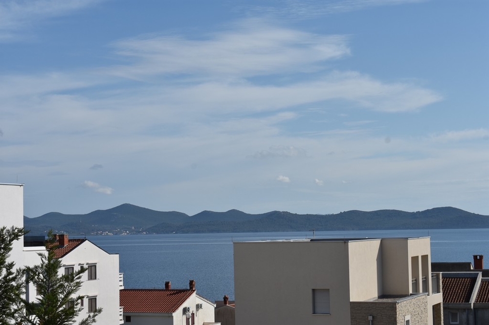 Tengerre néző kilátás a H1500 ingatlan teraszáról.