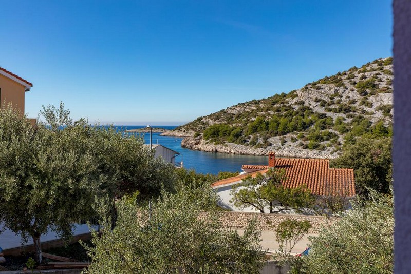 Kilátás a tengerre a H1569 ingatlanról Horvátországban - Panorama Scouting.