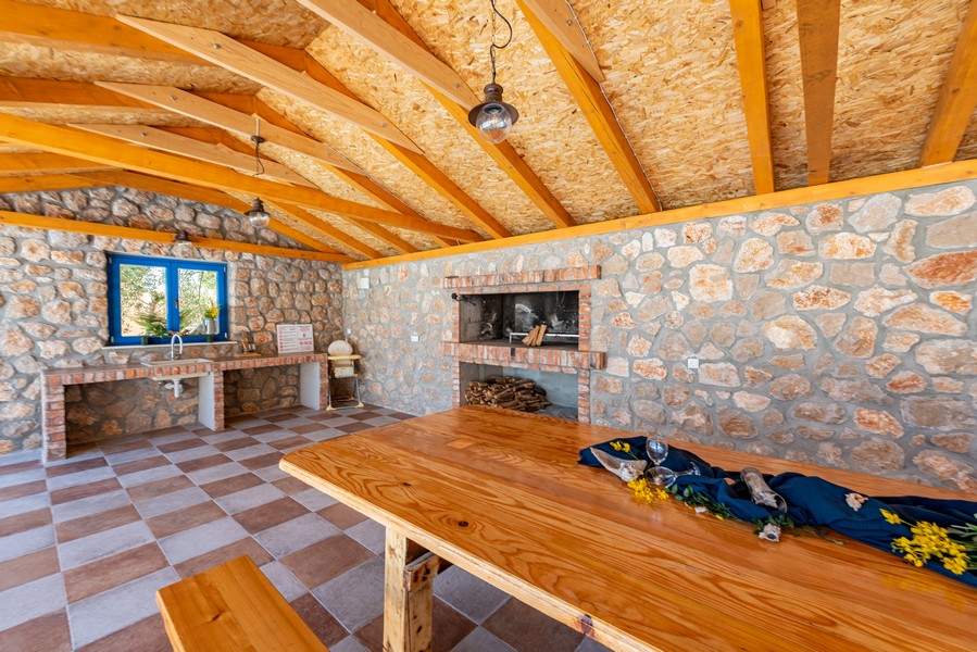 Taverna nyári konyhával a helyszínen