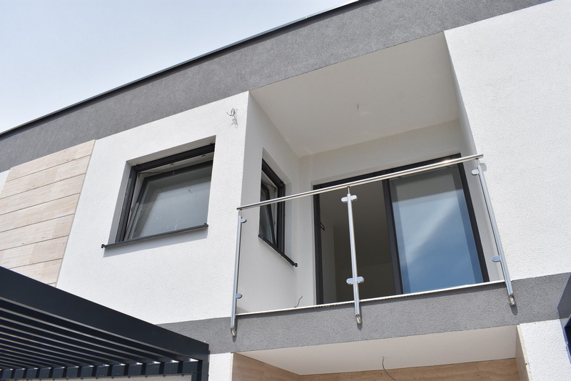 Horvátországi tengerközeli sorház eladó - Panorama Scouting H1759.