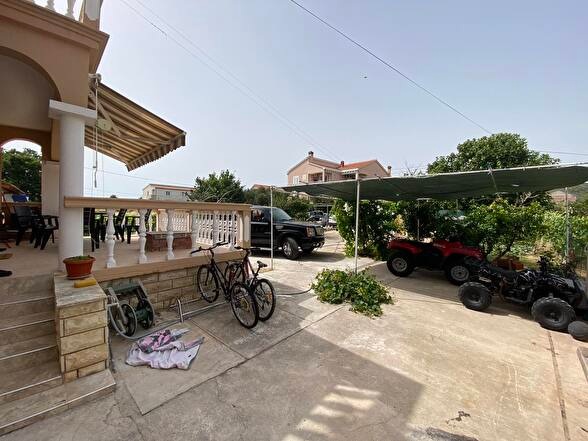 A ház külseje H1848.