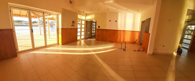 Üzlethelyiség / étterem - itt: az ingatlan belseje H1912, Ugljan, Horvátország.