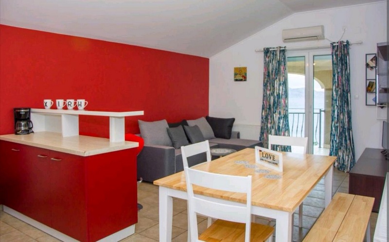 Légkondicionált nappali és étkező.