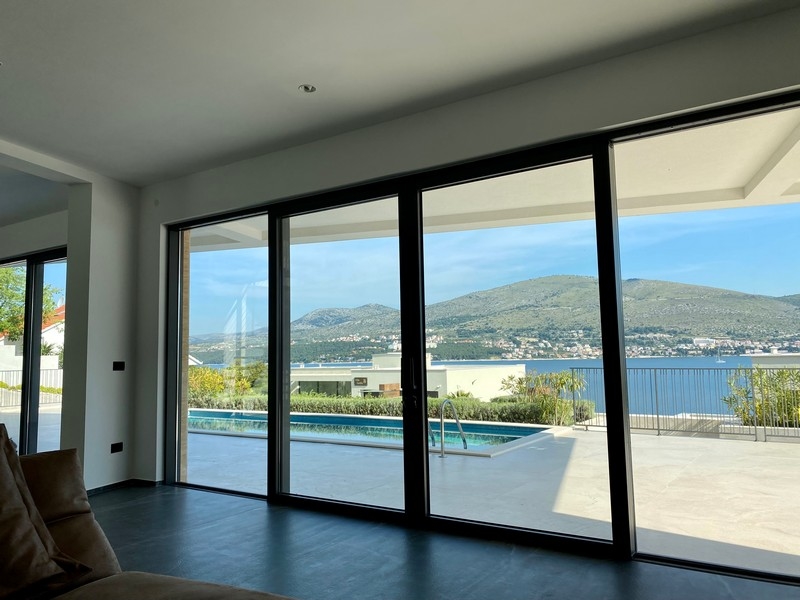 Vásároljon tengerparti villát Horvátországban - Panorama Scouting H1922, Közép-Dalmácia, Ciovo Trogir-sziget.