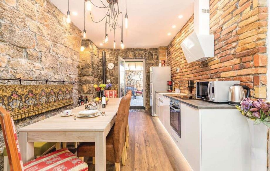 Luxus bútorok a H1461 Villa belsejében Opatija közelében, Horvátországban - Panorama Scouting Real Estate.