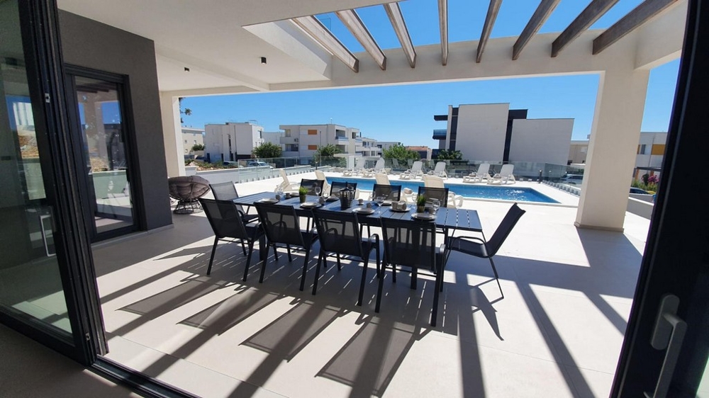 Eladó villa medencével Novaljában, Pag szigetén - Panoráma cserkészet.