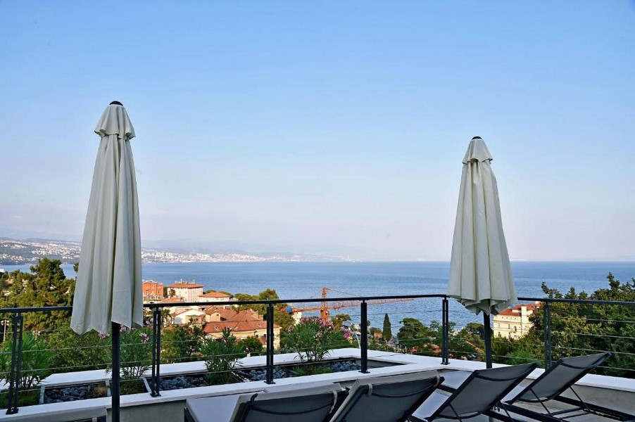 Luxusvilla vásárlása Horvátországban, a Kvarner-öbölben, Opatija - Panorama Scouting Immobilien H2236, vételár: 4 200 000 EUR - 1. kép