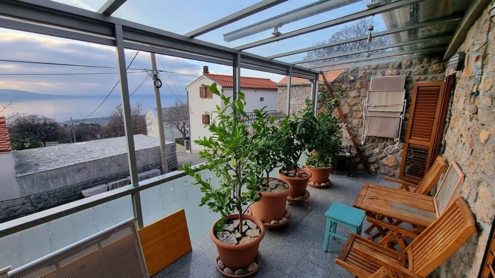 2 hálószobás kőház