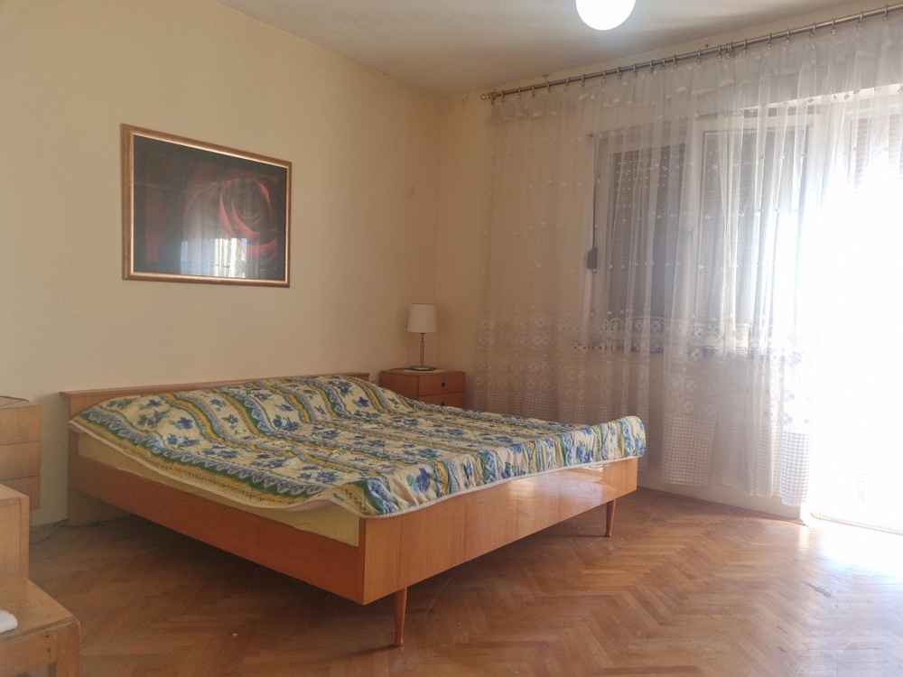 3 szintes ház 680 m² lakóterülettel