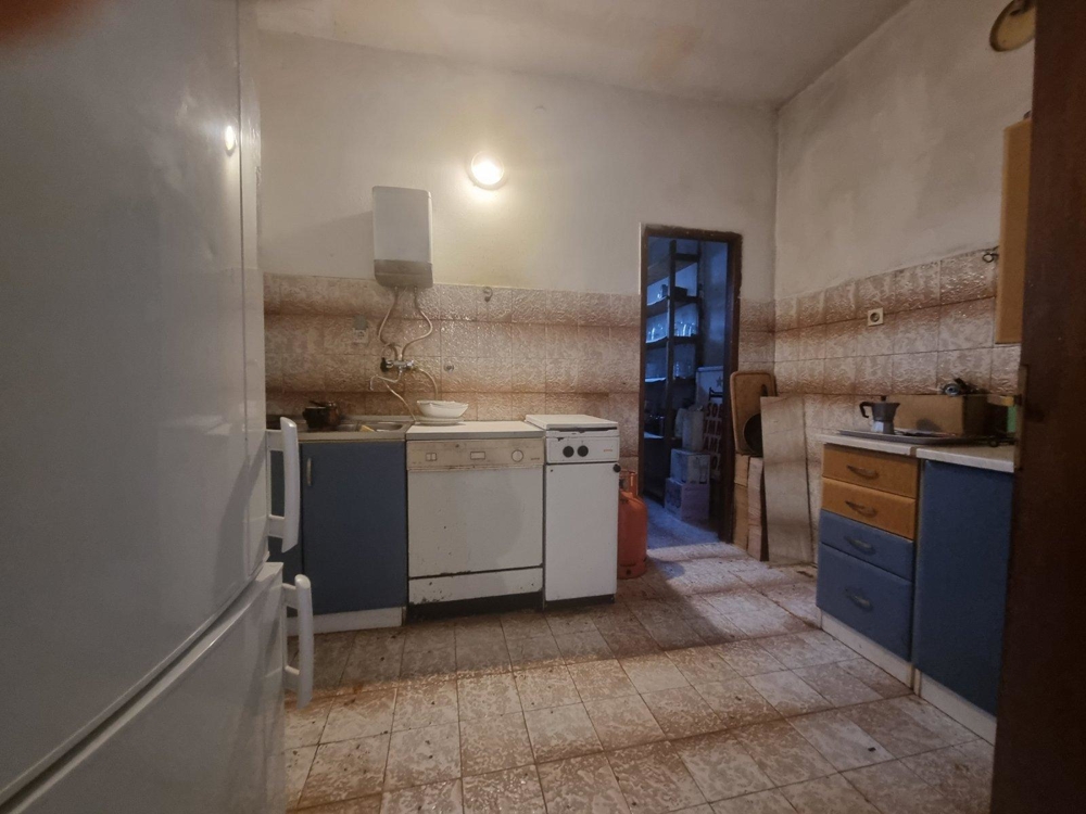 Ház központi helyen, panorámás kilátással