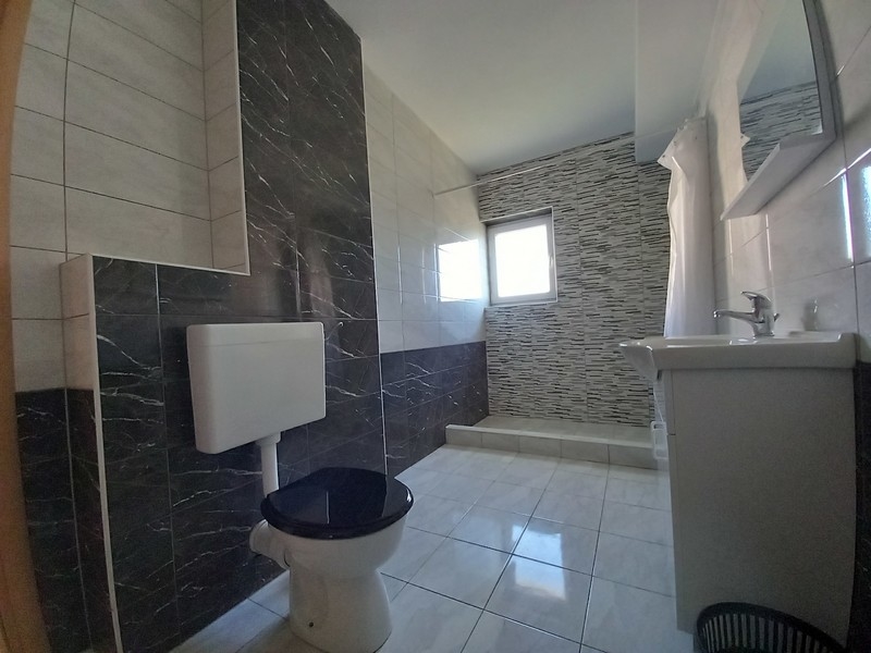 Nagy terasz és erkély