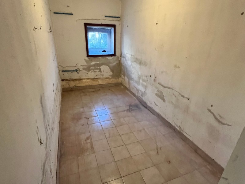 Szoba felújításra.