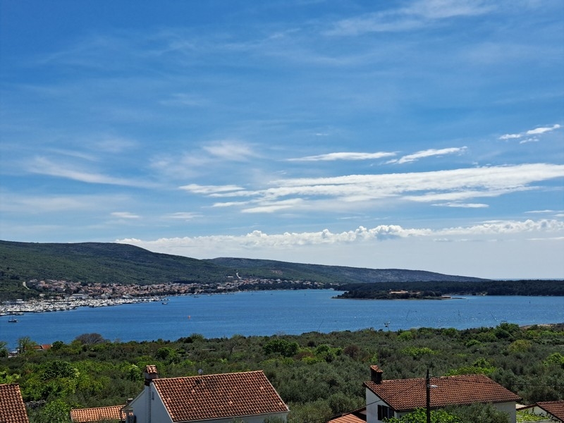 Tengerre néző ingatlan H2595, Krk-sziget, Horvátország.