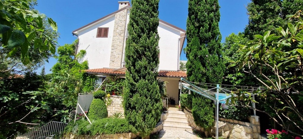 Ház mediterrán bájjal