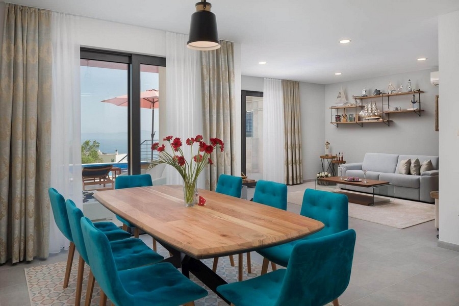 Egyterű konyha-nappali nagy étkezővel - házat vásárolni Horvátországban