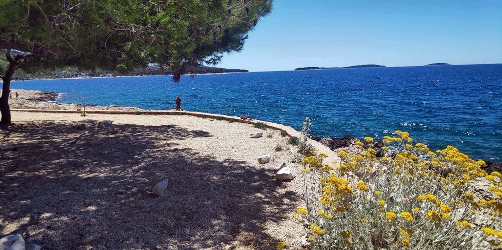 Fantasztikus kilátás a tengerre a horvátországi H2634 ingatlanból - Panorama Scouting.