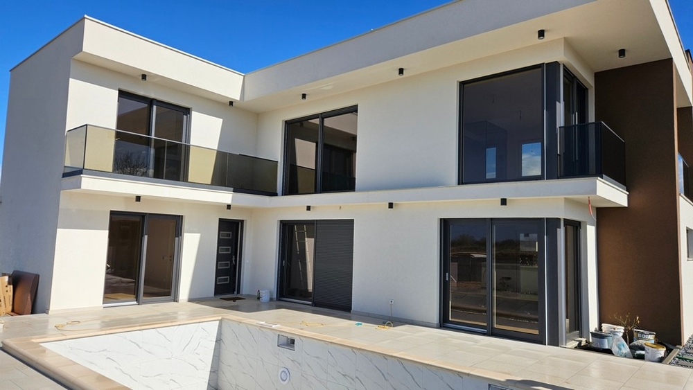 Modern luxusvilla eladó Horvátországban - Panorama Scouting H2640.