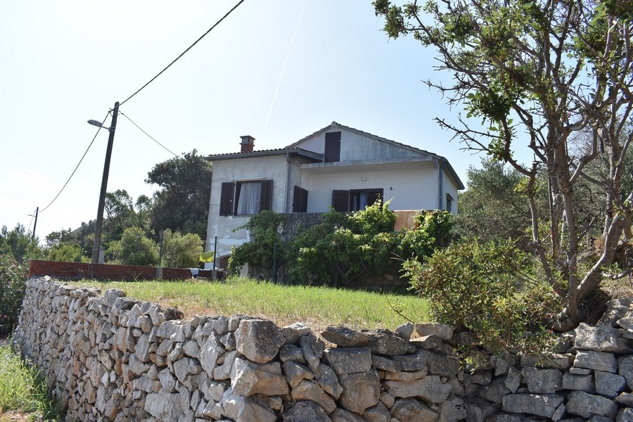 Vásároljon házat közvetlenül a tenger mellett Dalmáciában - Panorama Scouting H2675.