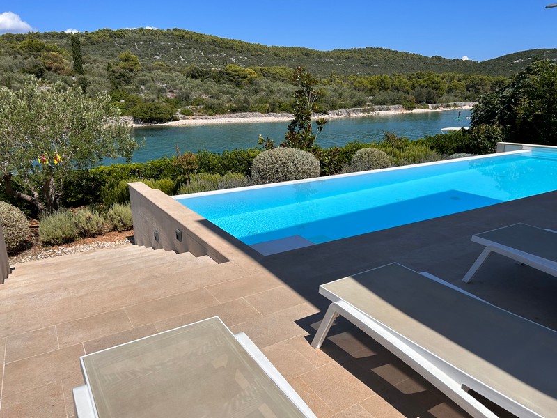 Tengerparti ingatlan Horvátországban - Panorama Scouting Villa H2681 Ugljan szigetén.