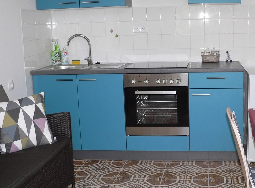 Korcula H2685 ikerház konyhája.