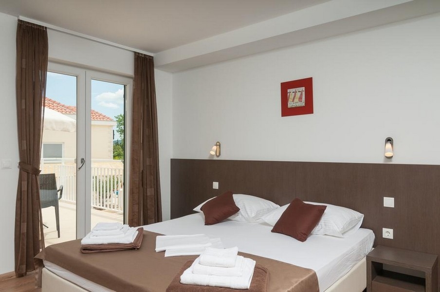 Teljesen berendezett hálószobák