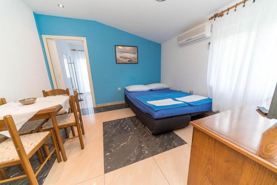 Világos és tágas nappali konyhával