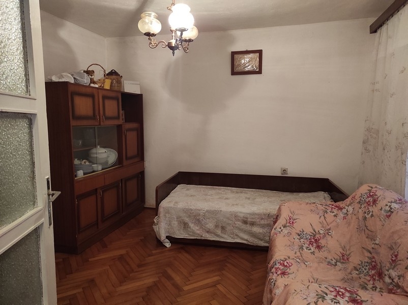 Bútorokkal berendezett nappali