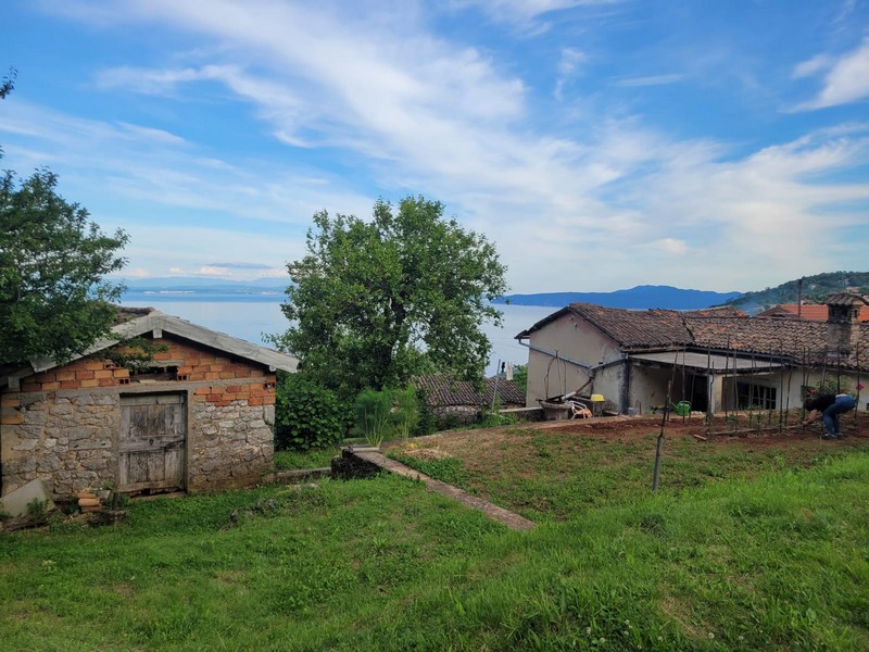 Kilátás a tengerre az ingatlanról - vásároljon H3008-as azonosítószámú házat a Panorama Scoutingnál.