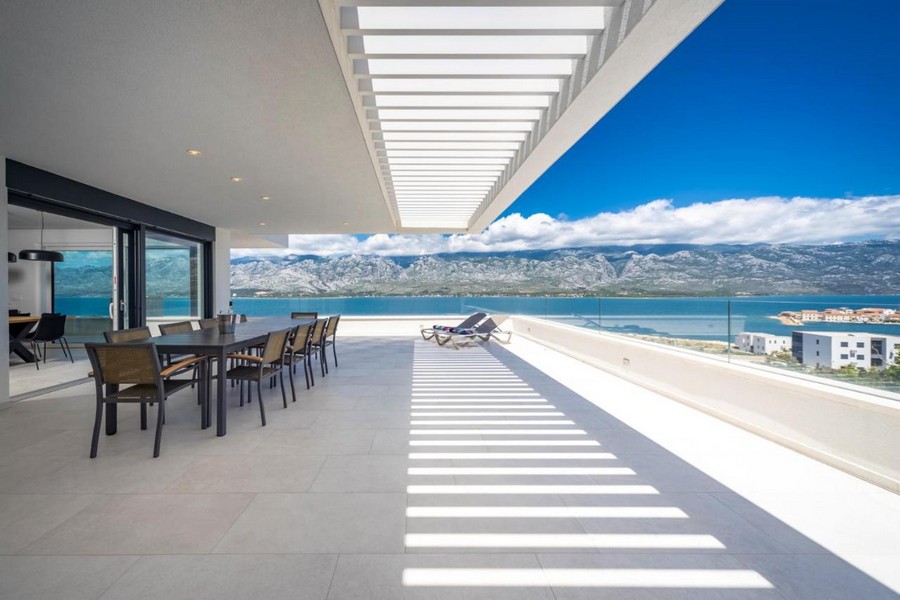 Luxus villa H3355 eladó Horvátországban.