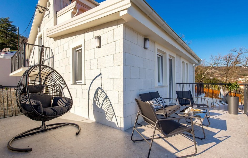 Eladó kőház - H3410 Opatija közelében, a Kvarner-öbölben.