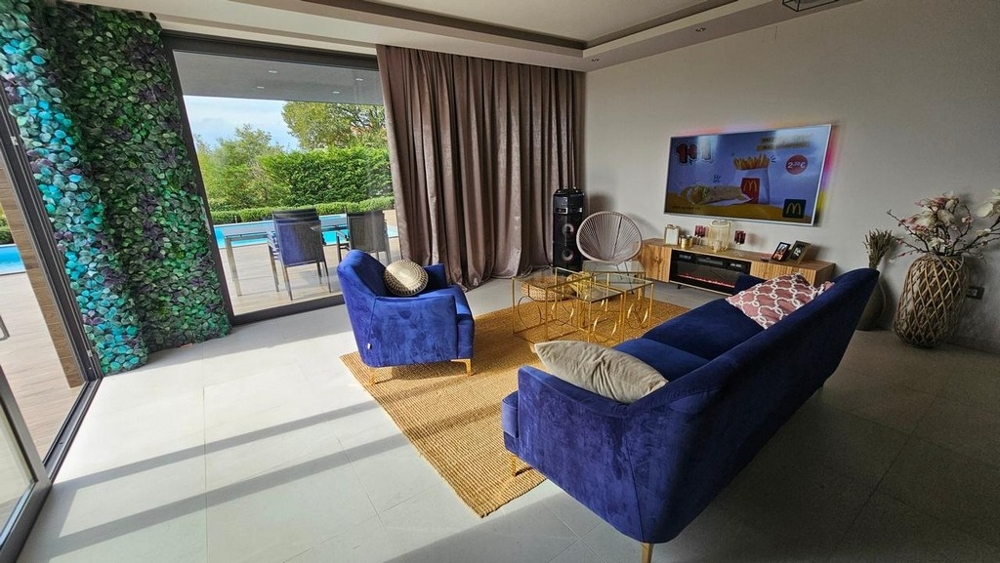 Horvátországi H3436 ingatlan bútorozott nappalija - Panorama Scouting.