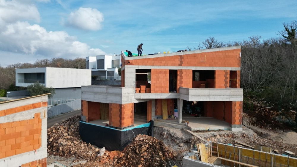 Luxusvilla építés alatt.