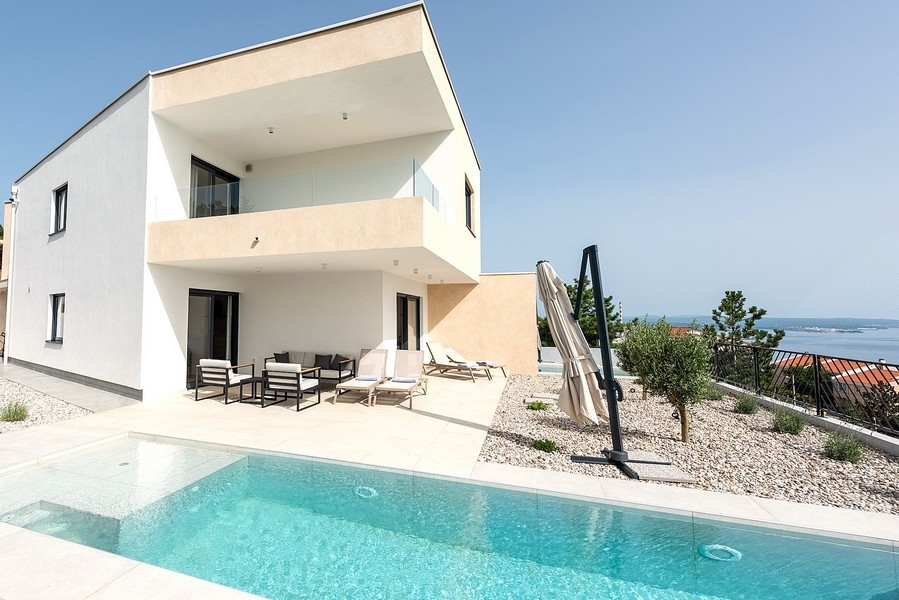 Vásároljon modern, medencés ikerházat Horvátországban - Panorama Scouting H3540.