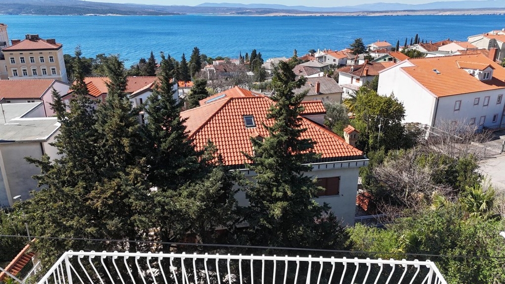 Tengerre néző H3554 ingatlan Crikvenicában, a Kvarner-öbölben.