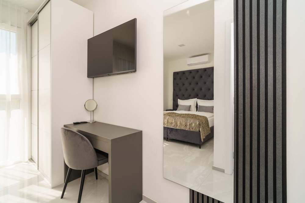 Zöldségre néző erkély és ülőhely