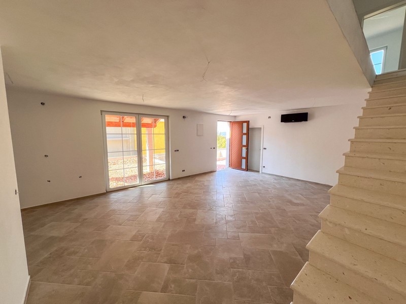 Nappali teraszkapcsolattal