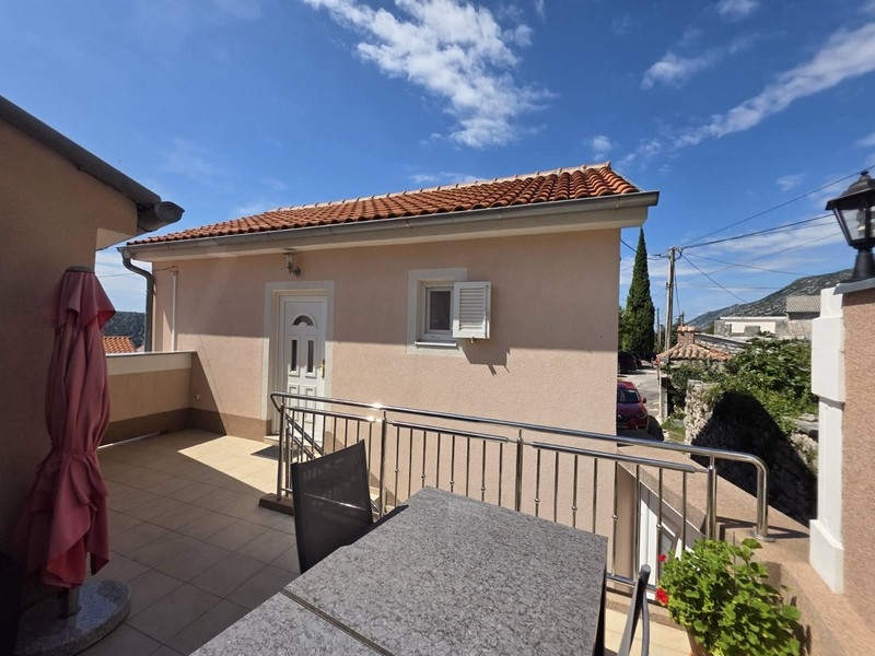 Eladó ház egy csendes helyen, Crikvenica közelében, Grizane városában.