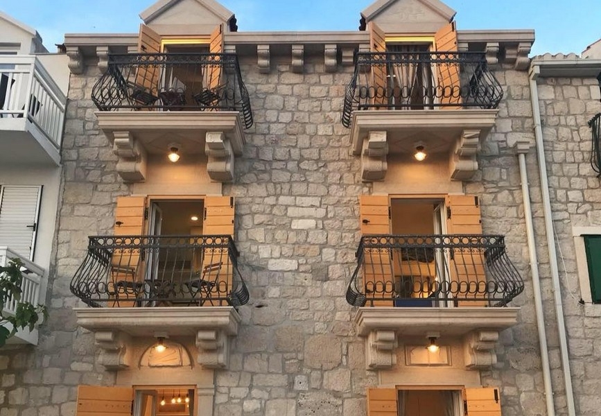 Vásároljon kőházat Horvátországban - Panorama Scouting H3707.