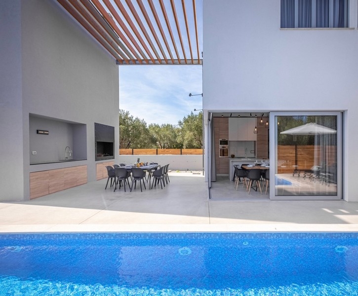 Eladó medencés villa Horvátországban - Panorama Scouting H3078.