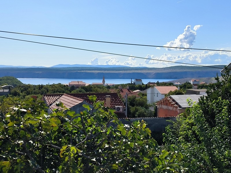 Tengerre néző H3714-es ház, amely Horvátországban eladó.