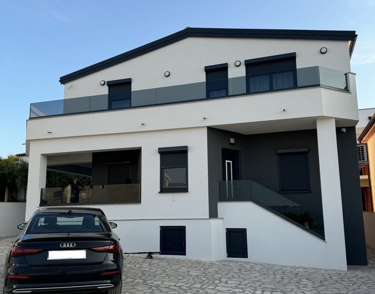 Eladó ház a tenger közelében a horvátországi Vir szigeten - Panorama Scouting H3716.