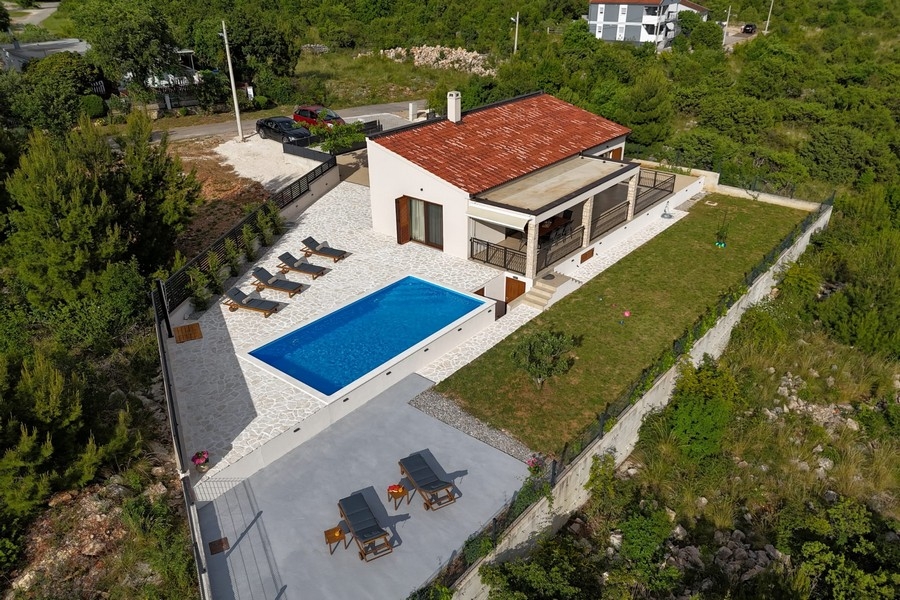 Ingatlan Starigrad Paklenica.