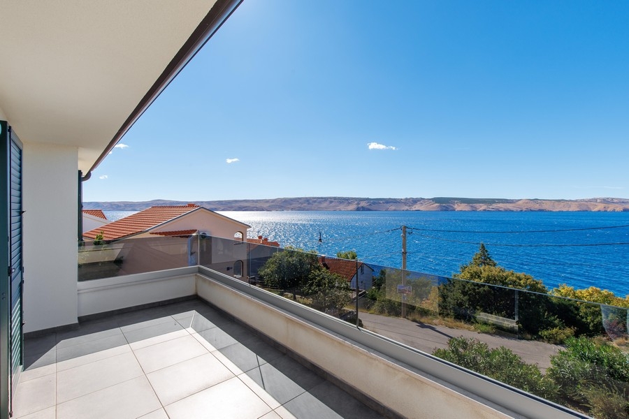 Tengerre néző ház H3730 a horvátországi Karlobag régióban - Panorama Scouting.