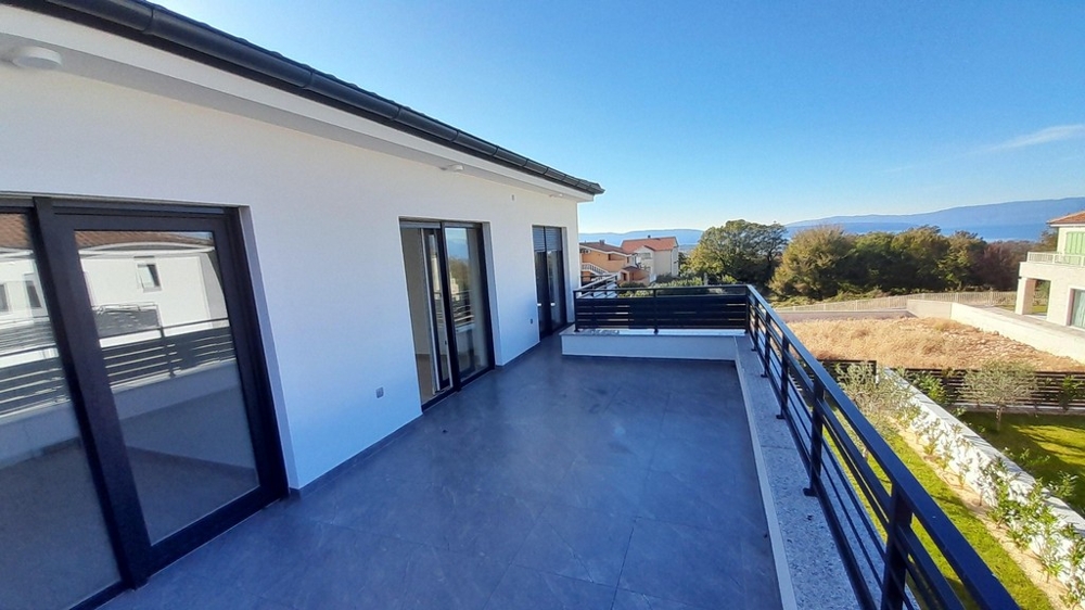 Tengerre néző H3772 ingatlan Krk szigetén Horvátországban.