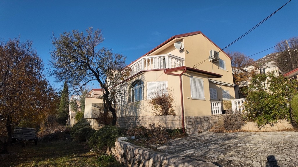 Gyönyörű ház két lakással Horvátországban eladó - Panorama Scouting H3781.