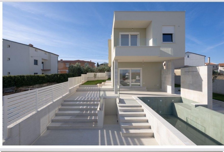 Eladó új H3803 villa az isztriai Liznjanban.