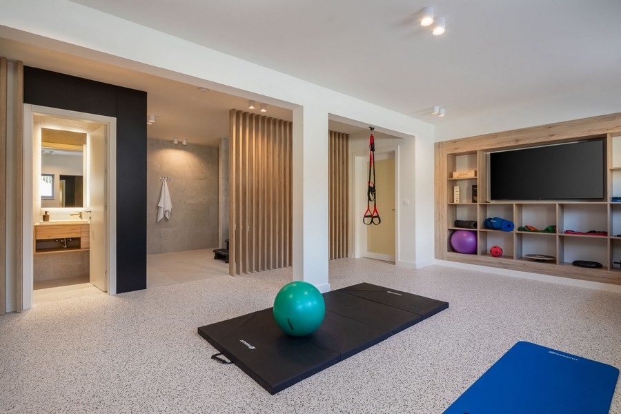 Edzőterem a villa alagsorában