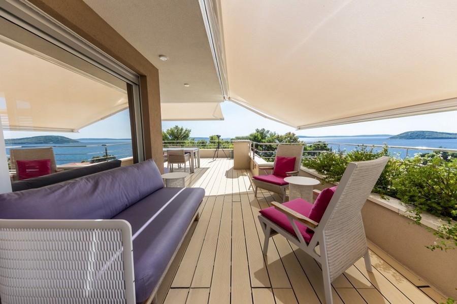 Luxus villa Splitben Dalmáciában - Panorama Scouting.