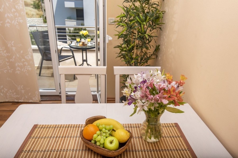 Erkélyes étkezősarok